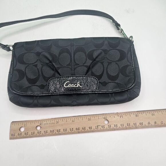 Coach Ashley Large Wristlet Clutch Wallet Signature C Clutch CC Slots Canvas - Picture 10 of 11